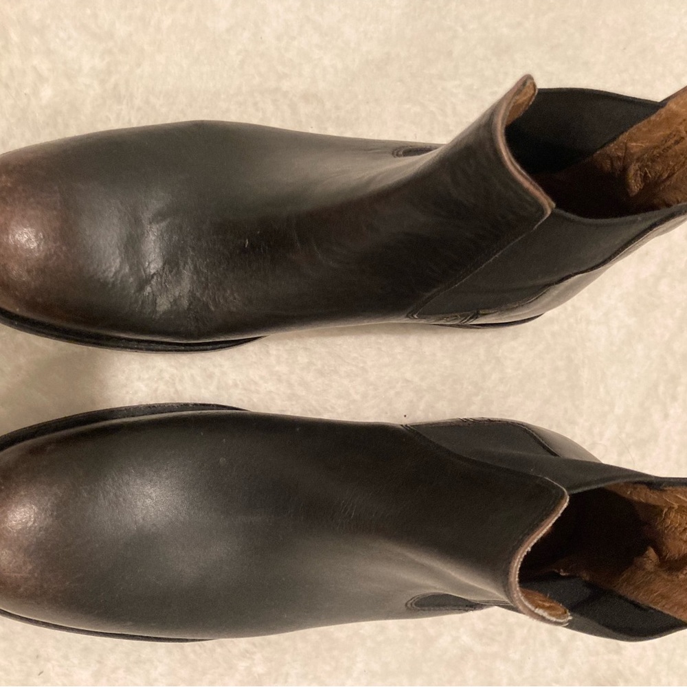 Men’s 9.5 Frye Chelsea Boot VERY Dark Brown/Almost Black